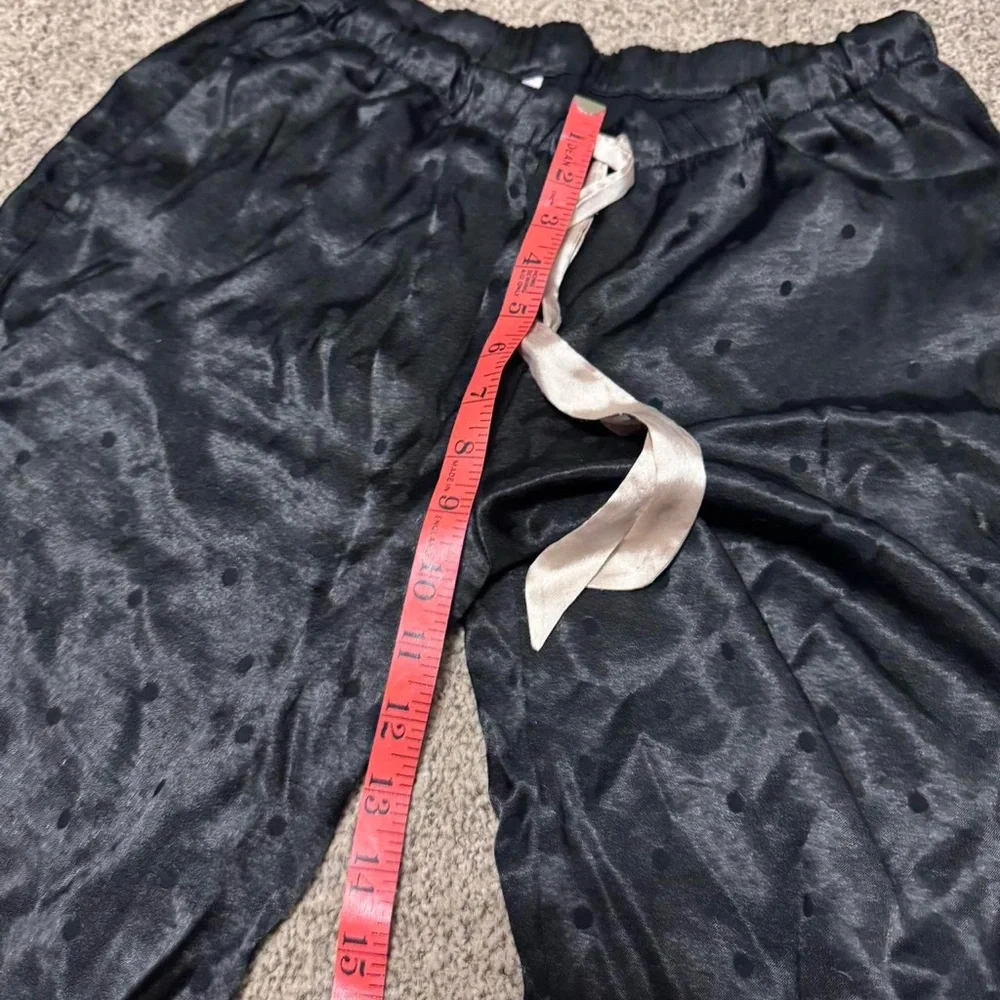Victoria's Secret black polka dot satin pyjama pants - Picture 5 of 6